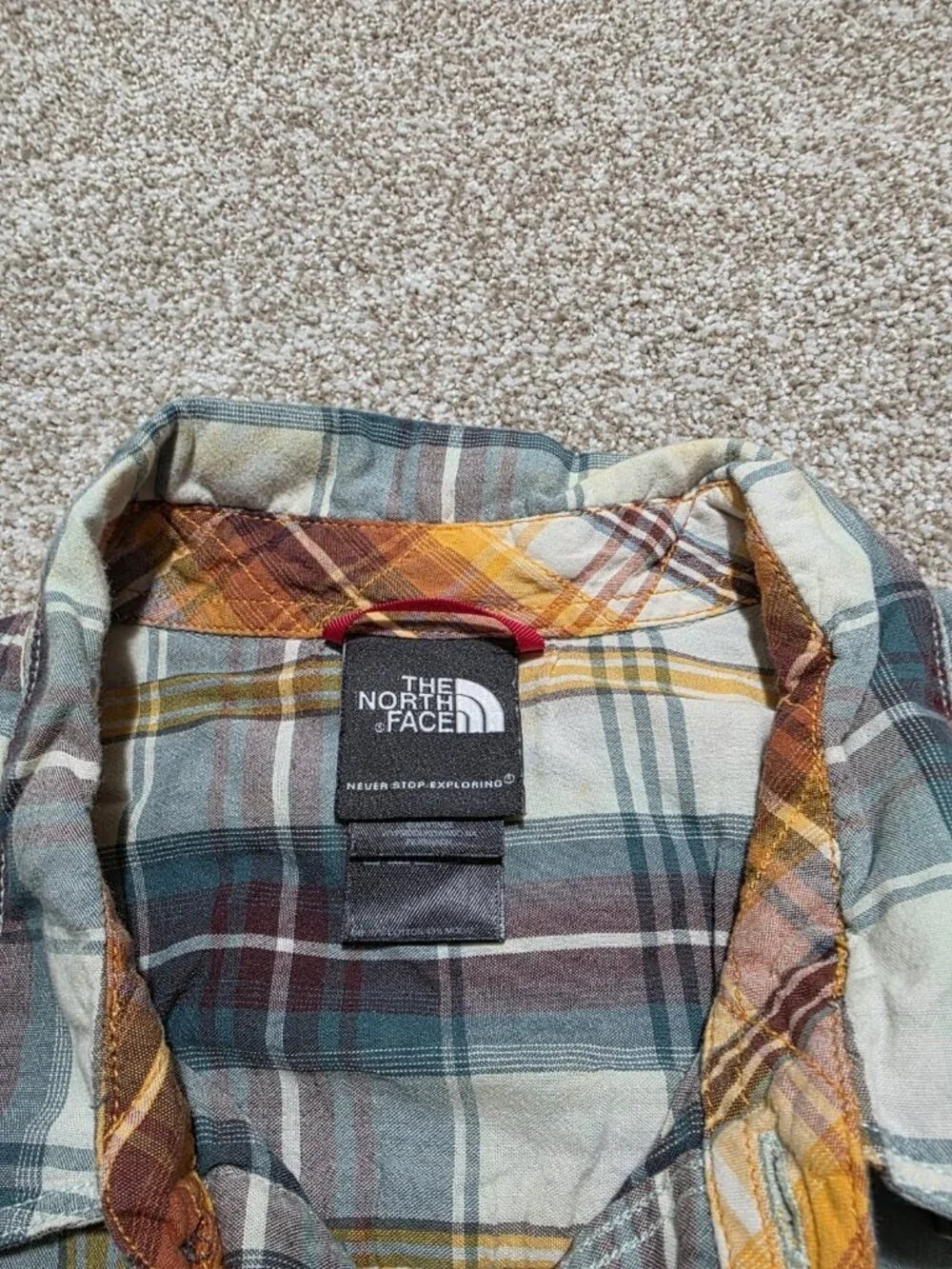 The North Face Men’s Multicolor Plaid Short Sleeve Button Up Shirt Size Large